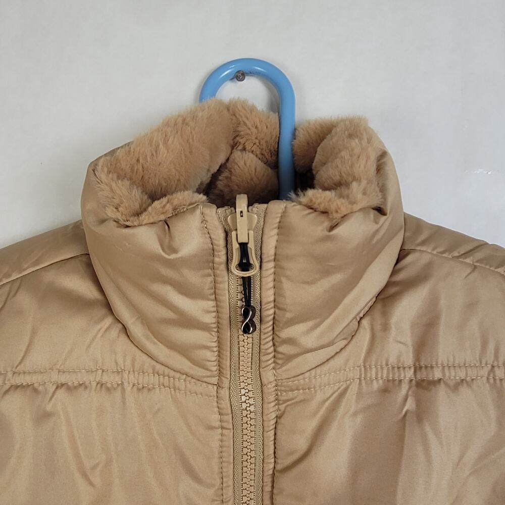 Be Boundless Tan Reversible Vest Size Medium Faux… - image 5